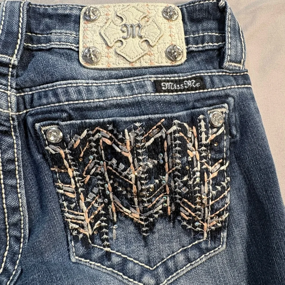 Miss Me Signature Skinny Jeans Embellished Pocket Mid Rise Stretch Sz 26💛